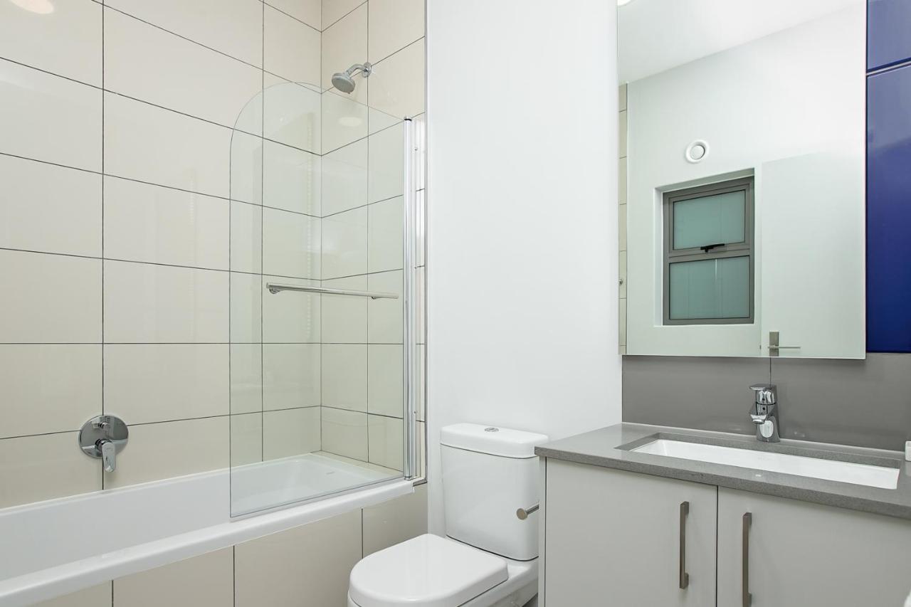 The Median Serviced Apartment Collection ヨハネスブルグ エクステリア 写真